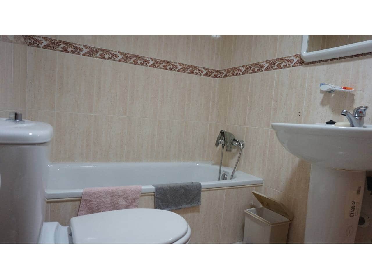 3 bedroom Apartment for sale in Benalmadena with pool garage - € 369,000 (Ref: 6618812)