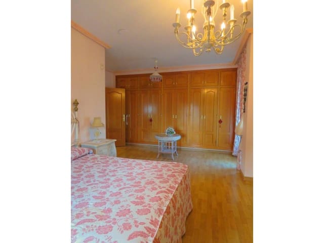 4 chambre Appartement à vendre à Puerto Marina, Benalmádena avec garage - 700 000 € (Ref: 7187465)