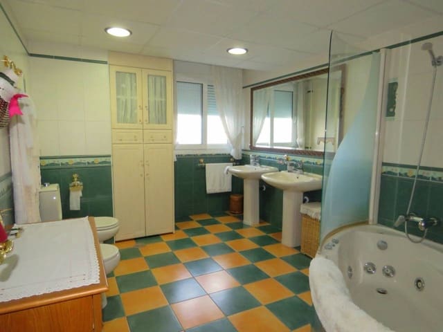 4 chambre Appartement à vendre à Puerto Marina, Benalmádena avec garage - 700 000 € (Ref: 7187465)