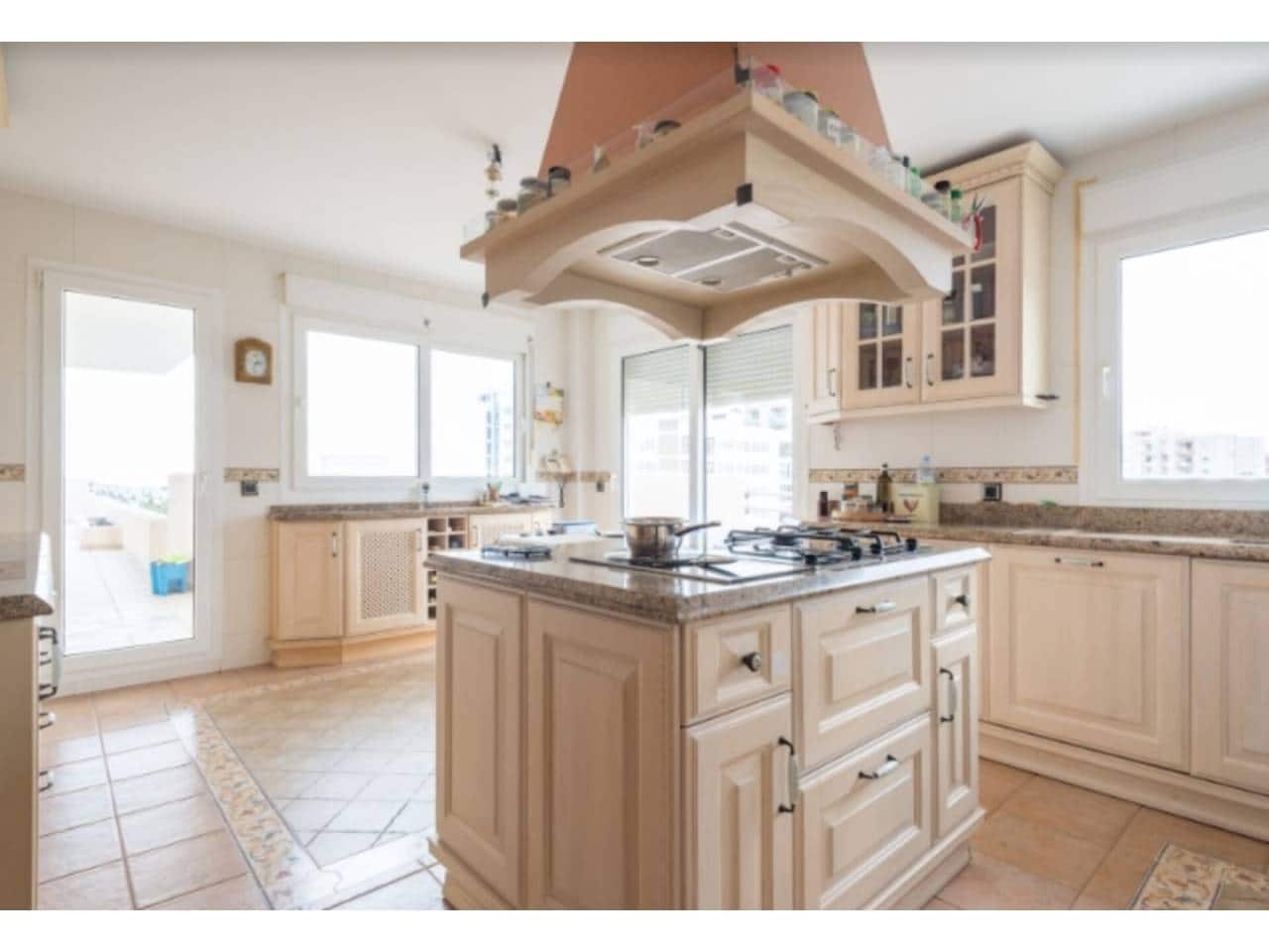 6 chambre Penthouse à vendre à Benalmadena avec piscine garage - 3 000 000 € (Ref: 7187466)