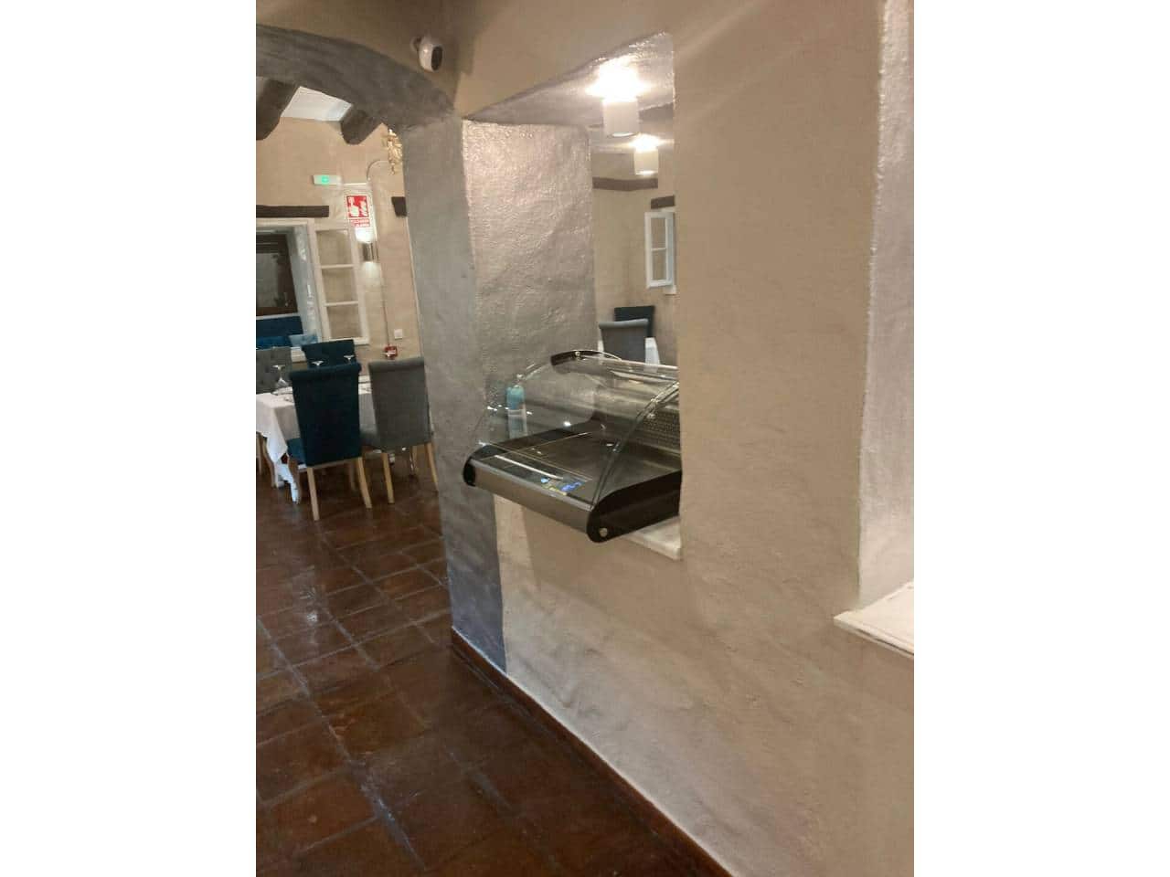 Restaurant/Bar til salg i El Paraiso - € 1.600.000 (Ref: 7622188)