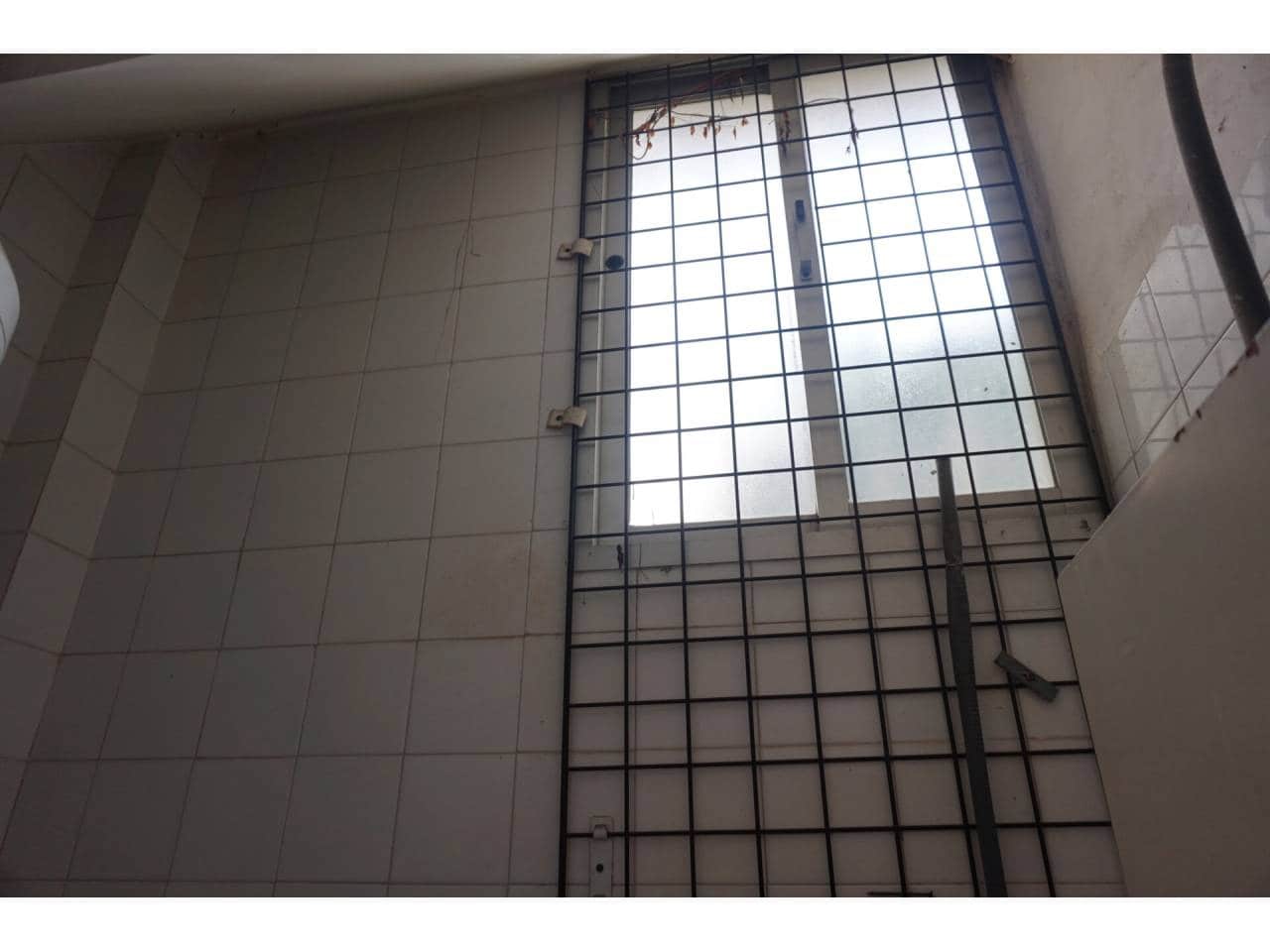 Kommersiell til salgs i Benalmadena - € 205 000 (Ref: 7642568)