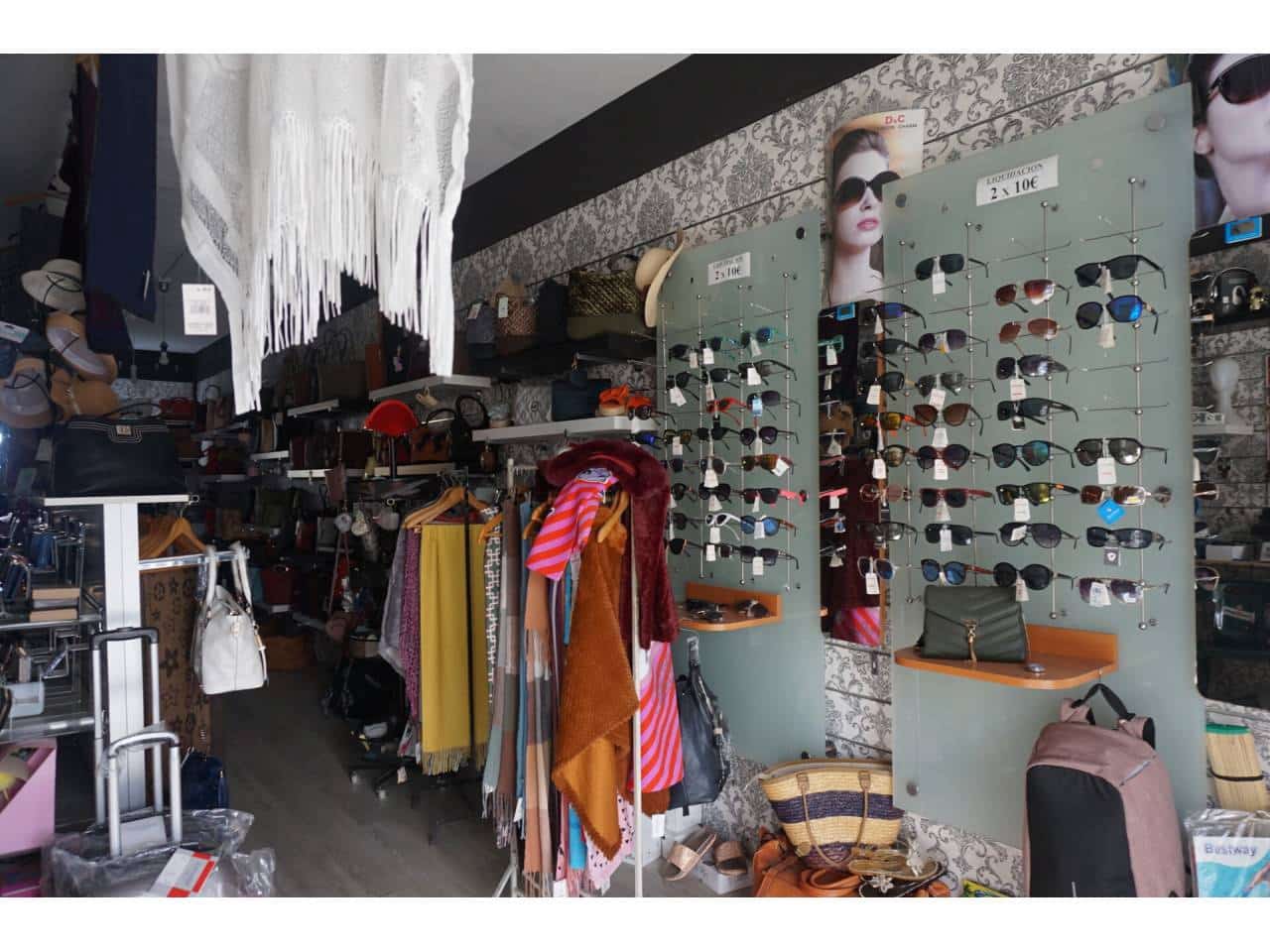 Kommersiell til salgs i Benalmadena - € 205 000 (Ref: 7642568)