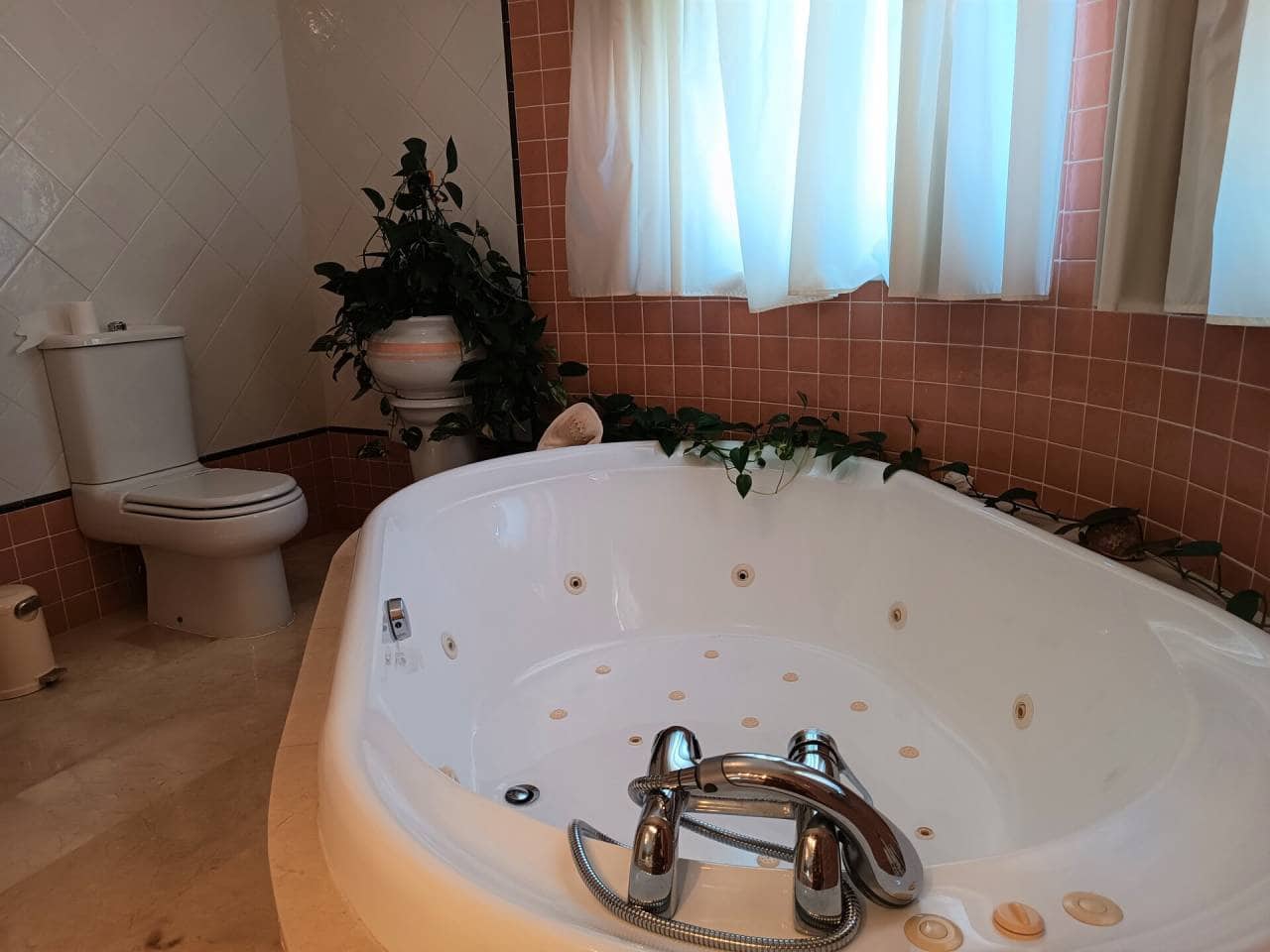 4 bedroom Villa for sale in Benalmadena with pool garage - € 1,750,000 (Ref: 7651727)