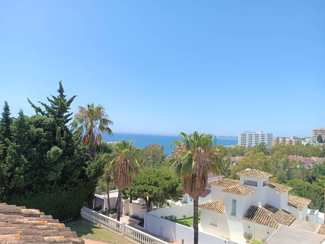 4 bedroom Villa for sale in Benalmadena with pool garage - € 1,750,000 (Ref: 7651727)