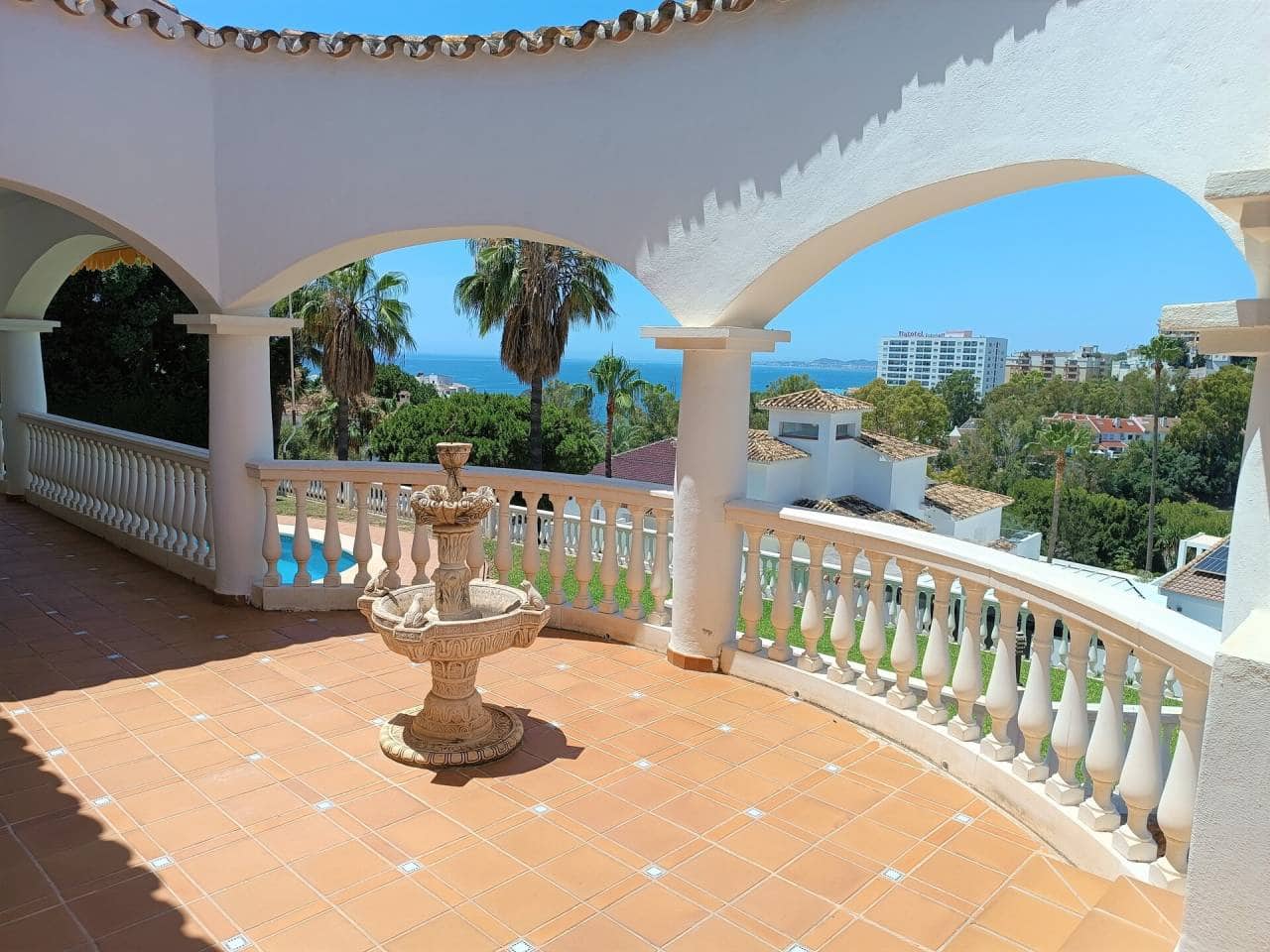 4 bedroom Villa for sale in Benalmadena with pool garage - € 1,750,000 (Ref: 7651727)