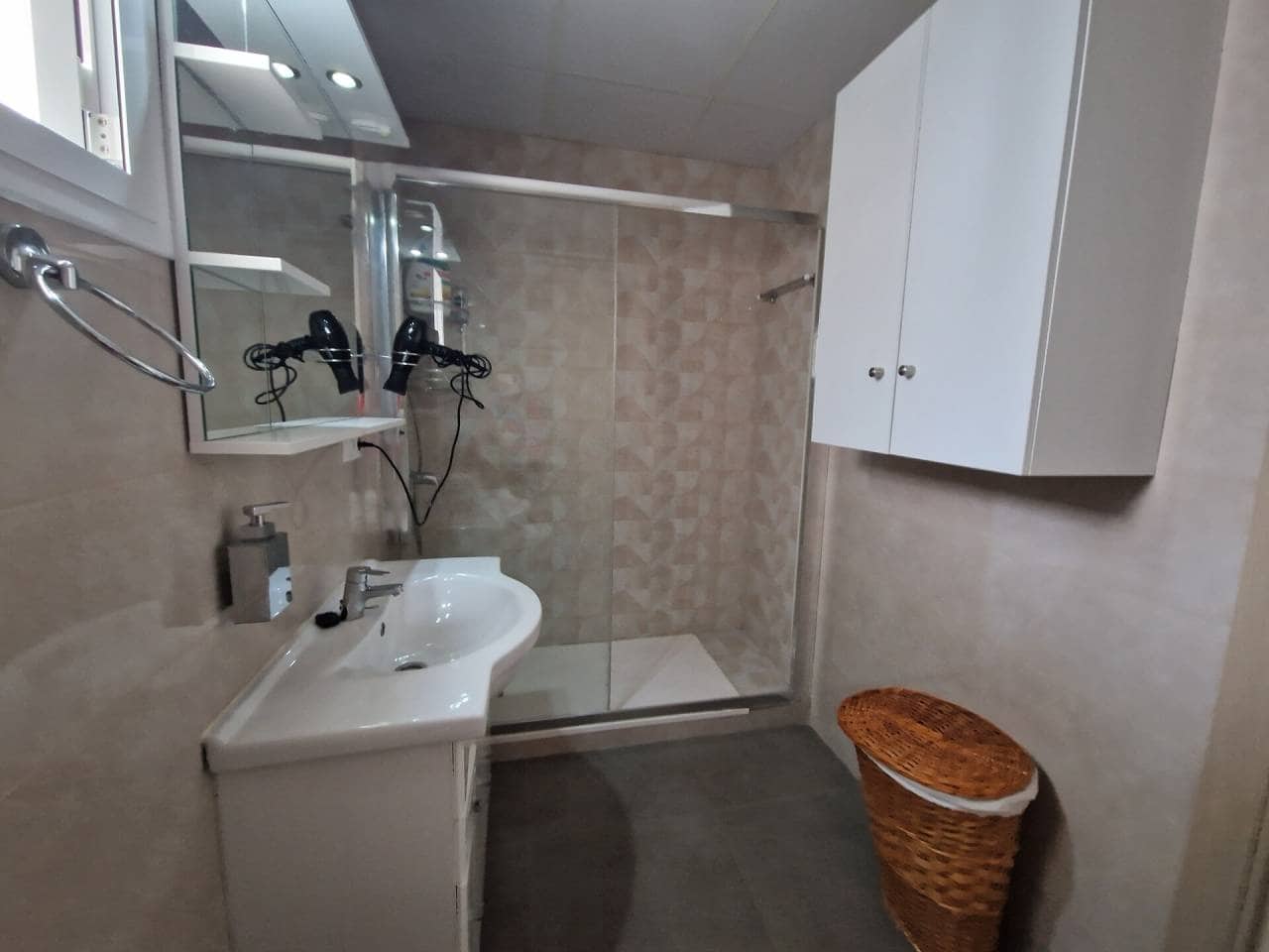 3 slaapkamer Flat te huur in Benalmadena met garage - € 1.600 (Ref: 7864197)