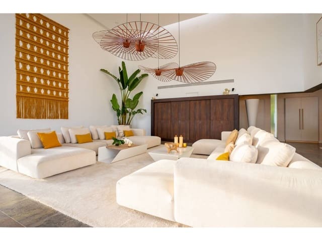 5 soveværelse Villa til salg i Carvajal, Fuengirola med swimmingpool - € 4.975.000 (Ref: 7912362)