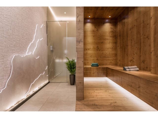 3 chambre Appartement à vendre à Carvajal, Fuengirola avec piscine garage - 680 000 € (Ref: 7954696)