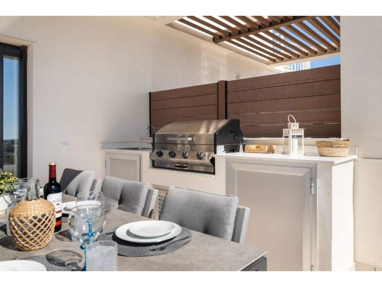 3 makuuhuone Kattohuoneisto myytävänä paikassa La Cala de Mijas mukana uima-altaan 
autotalli - 780 000 € (Ref: 8004676)