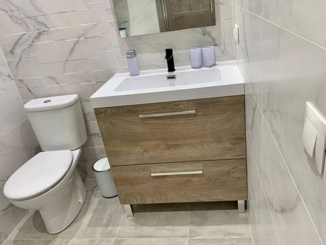 2 sypialnia Willa do wynajęcia w Benalmádena - 2 290 € (Ref: 8020199)