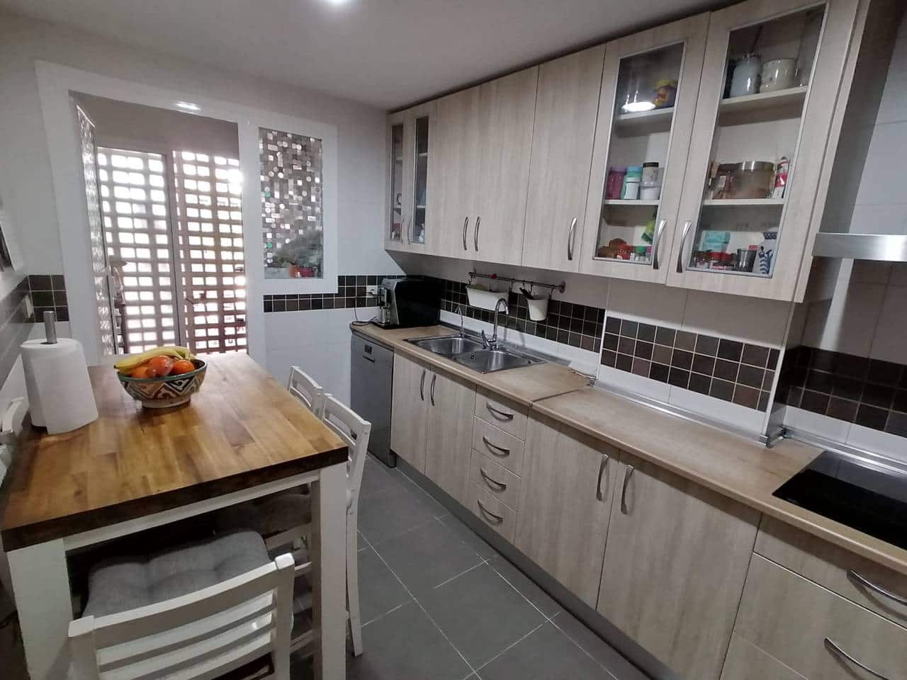 4 bedroom Townhouse for rent in Fuengirola with pool garage - € 2,900 (Ref: 8262895)