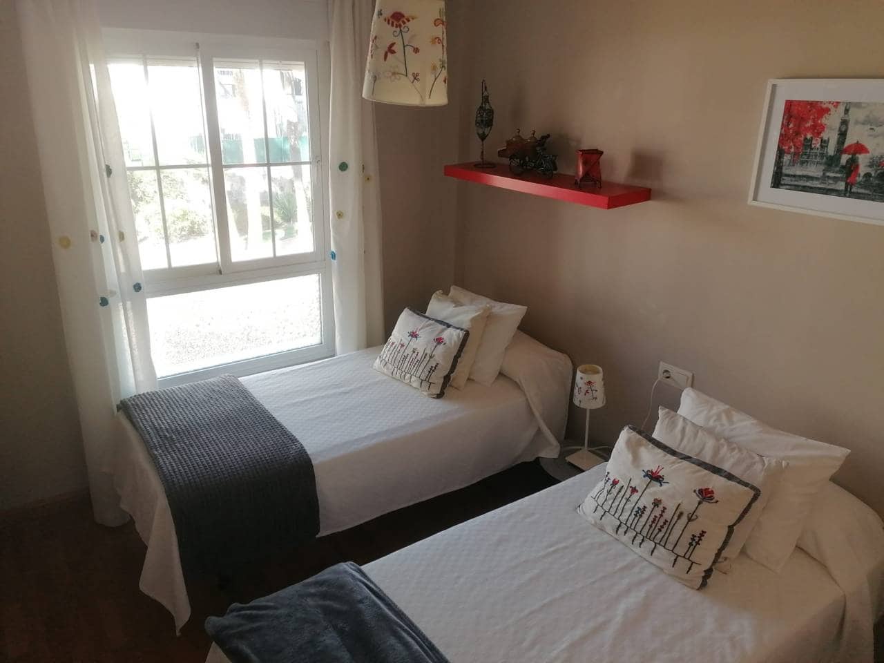 4 bedroom Townhouse for rent in Fuengirola with pool garage - € 2,900 (Ref: 8262895)