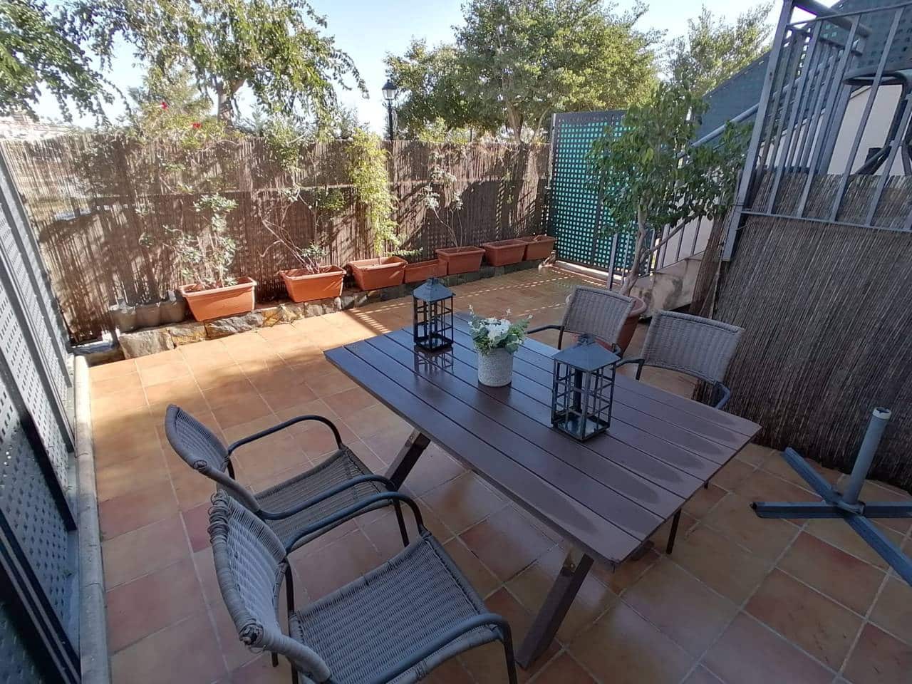 4 bedroom Townhouse for rent in Fuengirola with pool garage - € 2,900 (Ref: 8262895)