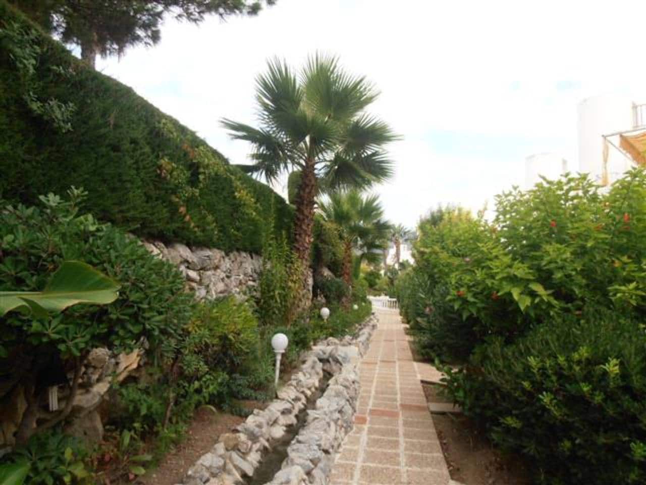 4 bedroom Townhouse for sale in Benalmadena with pool garage - € 589,000 (Ref: 8274420)