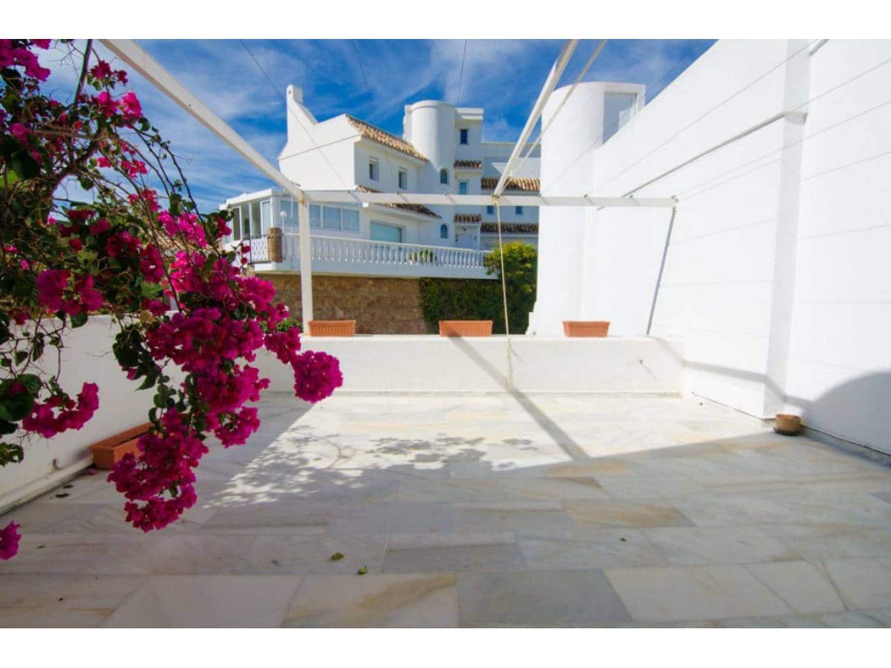 4 bedroom Townhouse for sale in Benalmadena with pool garage - € 589,000 (Ref: 8274420)