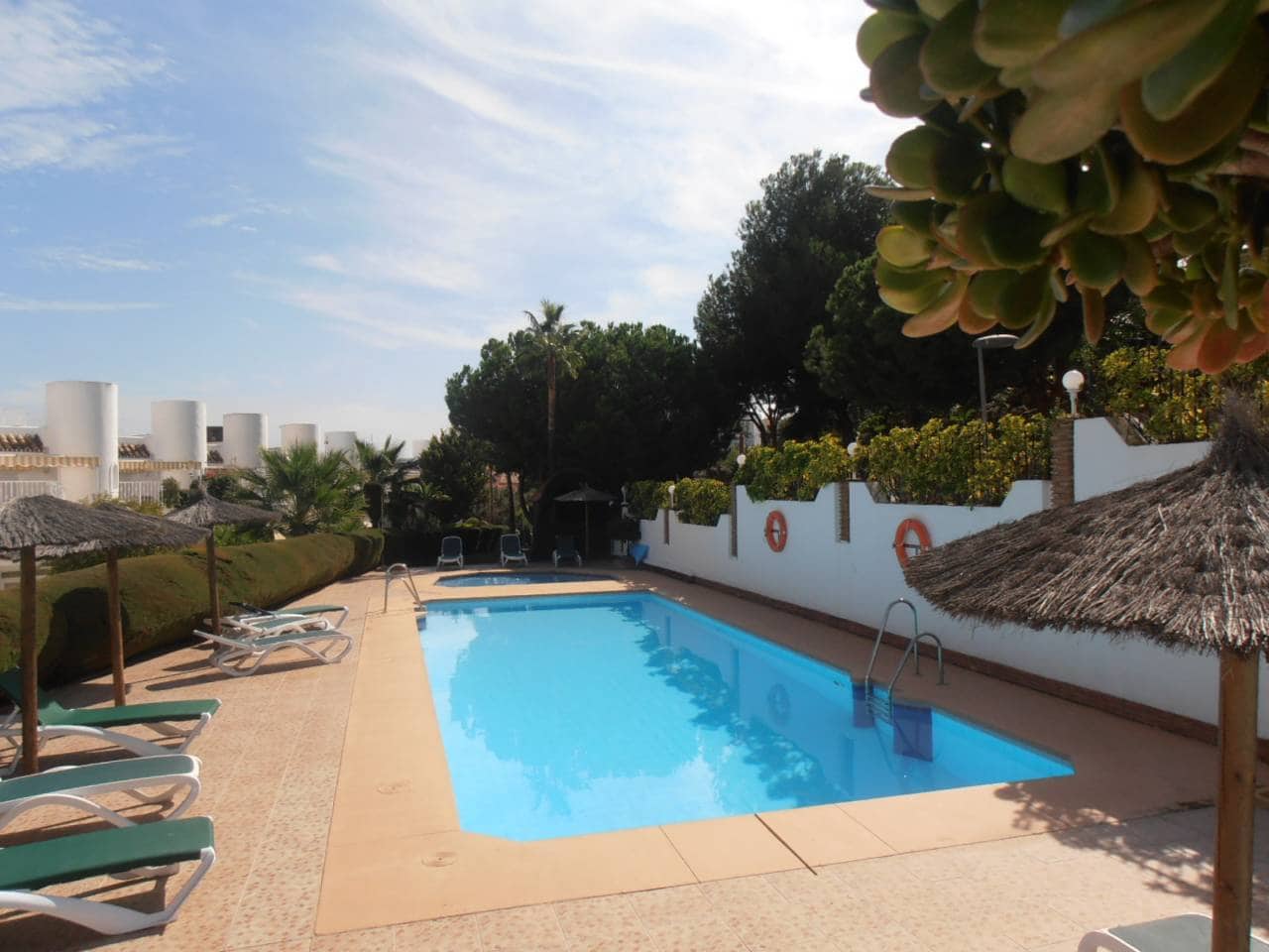4 bedroom Townhouse for sale in Benalmadena with pool garage - € 589,000 (Ref: 8274420)