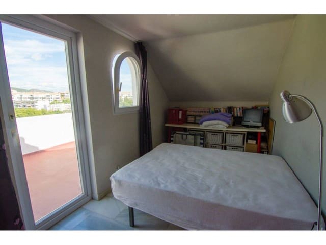 4 chambre Maison de Ville à vendre à Benalmádena avec piscine garage - 589 000 € (Ref: 8274420)