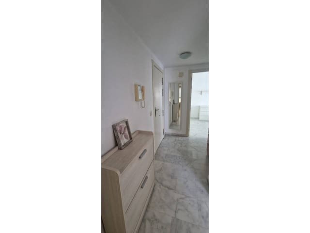 1 sovrum Lägenhet till salu i Benalmádena med pool garage - 299 000 € (Ref: 8420776)