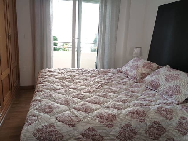 Appartement de 2 chambres à louer à Puerto Marina, Benalmádena avec piscine garage - 1 500 € (Ref: 8596853)