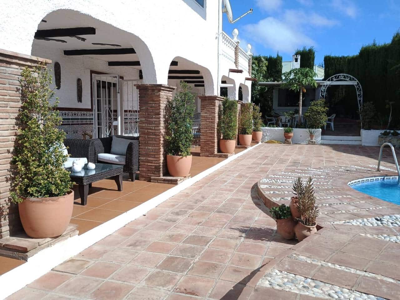 4 Zimmer Villa zu verkaufen in Benalmadena mit Pool Garage - 1.500.000 € (Ref: 8601086)