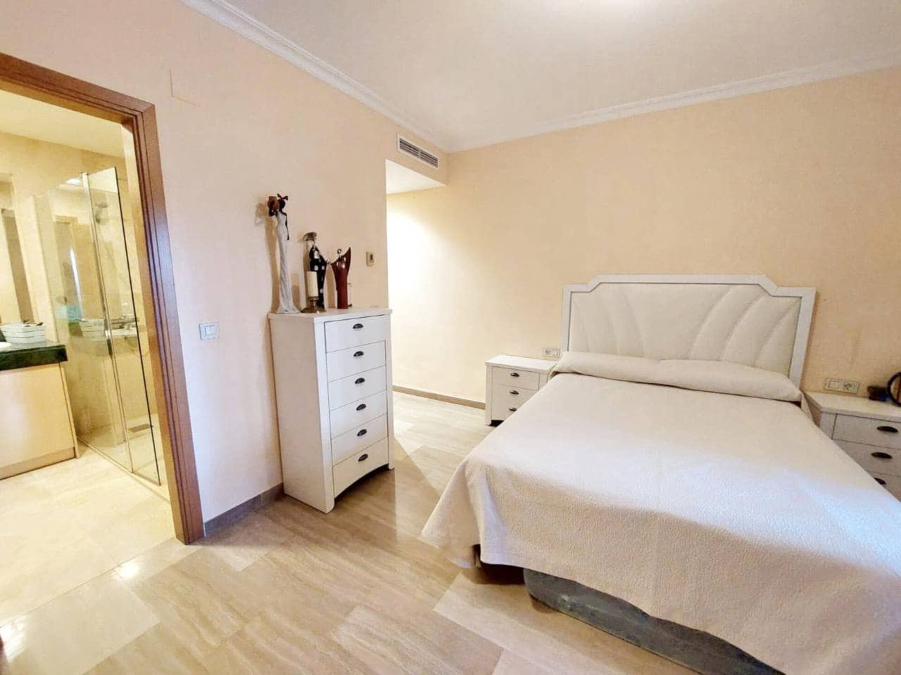 2 sovrum Lägenhet till salu i Benalmadena med pool garage - 420 000 € (Ref: 8619586)