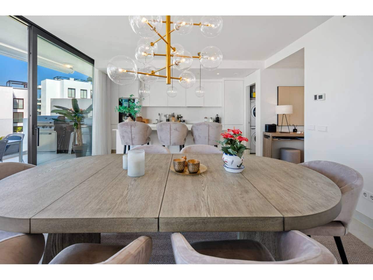Apartamento de 3 habitaciones en Fuengirola en venta con piscina garaje - 690.000 € (Ref: 8703532)
