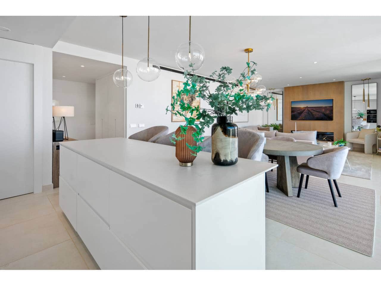 Apartamento de 3 habitaciones en Fuengirola en venta con piscina garaje - 690.000 € (Ref: 8703532)