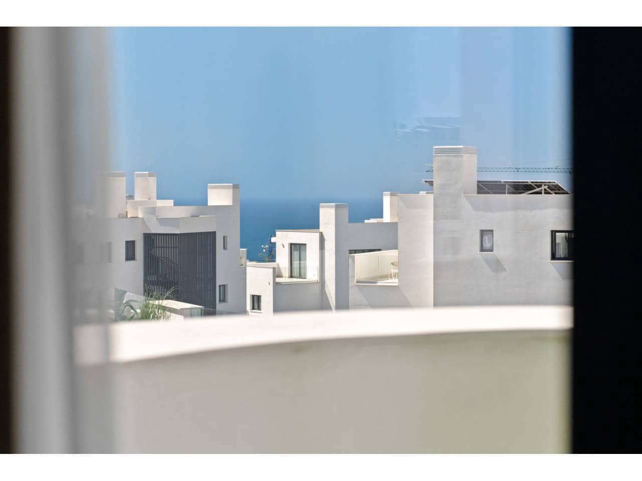 Apartamento de 3 habitaciones en Fuengirola en venta con piscina garaje - 690.000 € (Ref: 8703532)
