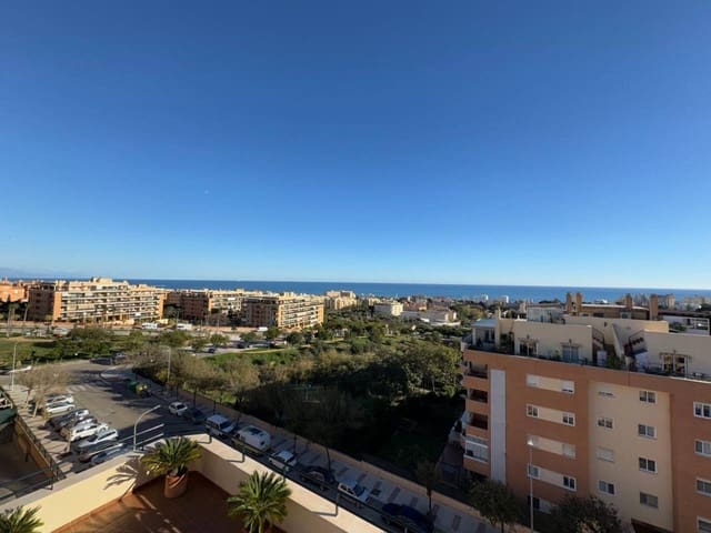 4 makuuhuone Kattohuoneisto myytävänä paikassa Torremolinos mukana uima-altaan 
autotalli - 599 000 € (Ref: 8721675)