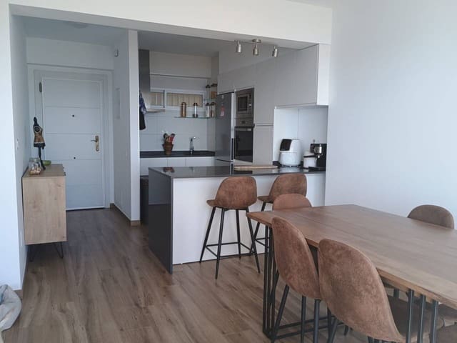 Apartamento de 2 habitaciones en Puerto Marina, Benalmádena en venta - 458.000 € (Ref: 8821256)