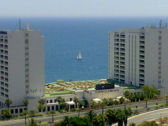 2 slaapkamer Flat te huur in Benalmádena met zwembad - € 1.500 (Ref: 8892088)