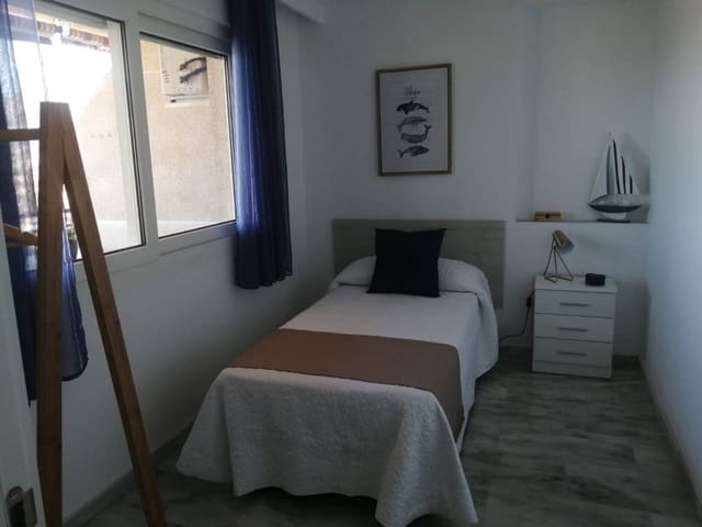 2 slaapkamer Flat te huur in Benalmádena met zwembad - € 1.500 (Ref: 8892088)