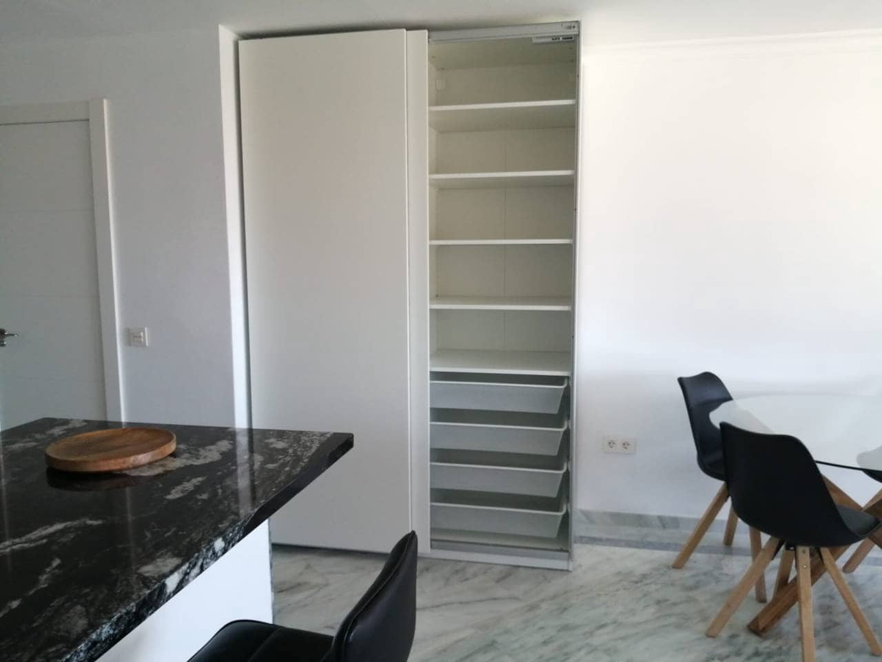 Piso de 2 habitaciones en Benalmádena en alquiler con piscina - 1.500 € (Ref: 8892088)
