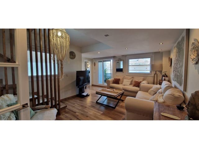 3 Zimmer Penthouse zu verkaufen in Benalmádena mit Pool Garage - 774.000 € (Ref: 8936493)