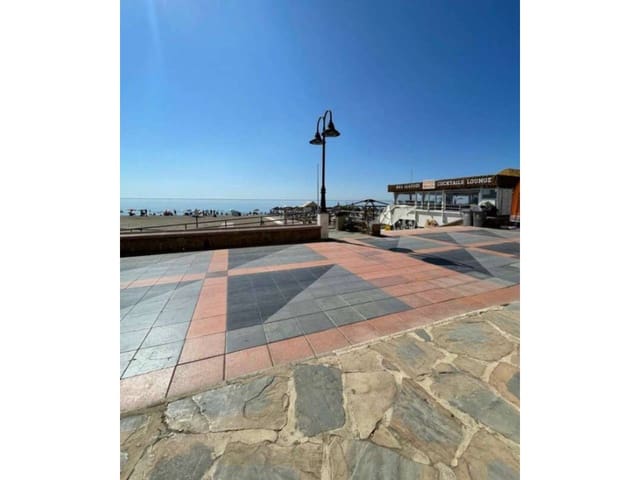 1 soverom Leilighet til salgs i Torremolinos med svømmebasseng garasje - € 390 000 (Ref: 8967916)