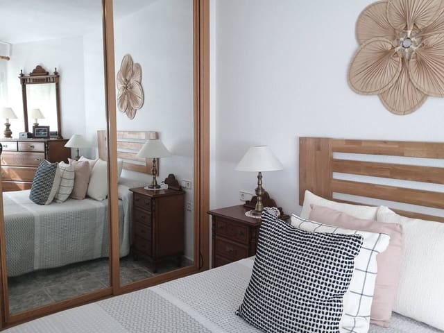 2 soveværelse Lejlighed til salg i Puerto Marina, Benalmádena med garage - € 412.000 (Ref: 8993501)