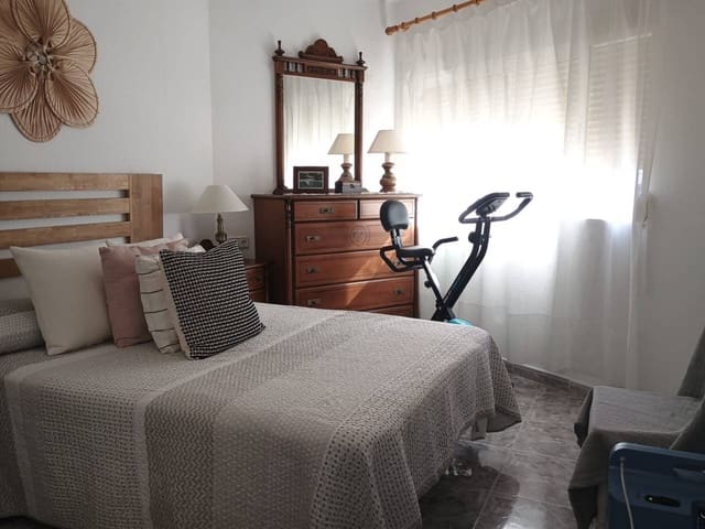 2 soveværelse Lejlighed til salg i Puerto Marina, Benalmádena med garage - € 412.000 (Ref: 8993501)