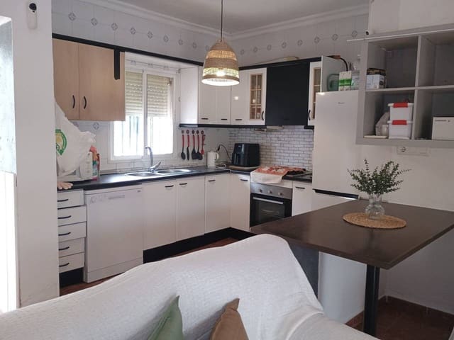 4 soveværelse Finca/Landehus til salg i Cártama med swimmingpool - € 339.000 (Ref: 9064884)