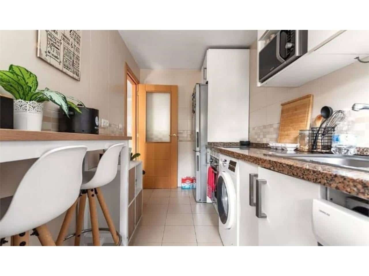 4 soveværelse Byhus til salg i Benalmadena med garage - € 437.000 (Ref: 9111808)