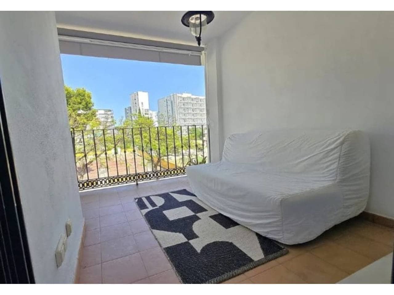 4 soveværelse Byhus til salg i Benalmadena med garage - € 437.000 (Ref: 9111808)