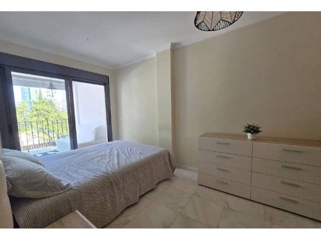 4 soveværelse Byhus til salg i Parque de la Paloma, Benalmádena med garage - € 437.000 (Ref: 9111808)