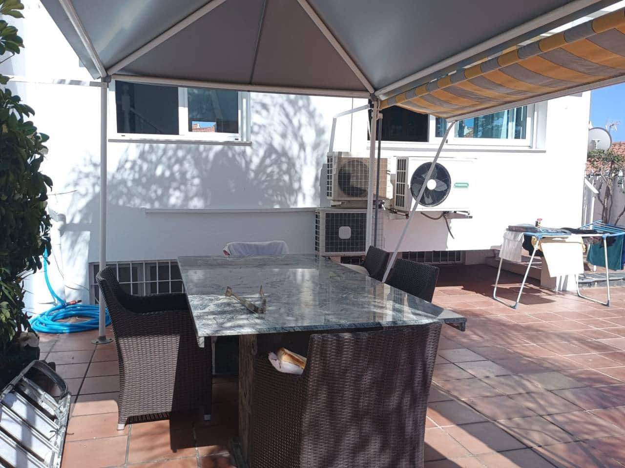 5 soveværelse Semi-Rækkehus til salg i Benalmadena med swimmingpool garage - € 635.000 (Ref: 9159234)