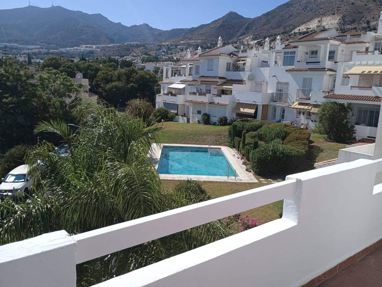 5 soveværelse Semi-Rækkehus til salg i Benalmadena med swimmingpool garage - € 635.000 (Ref: 9159234)