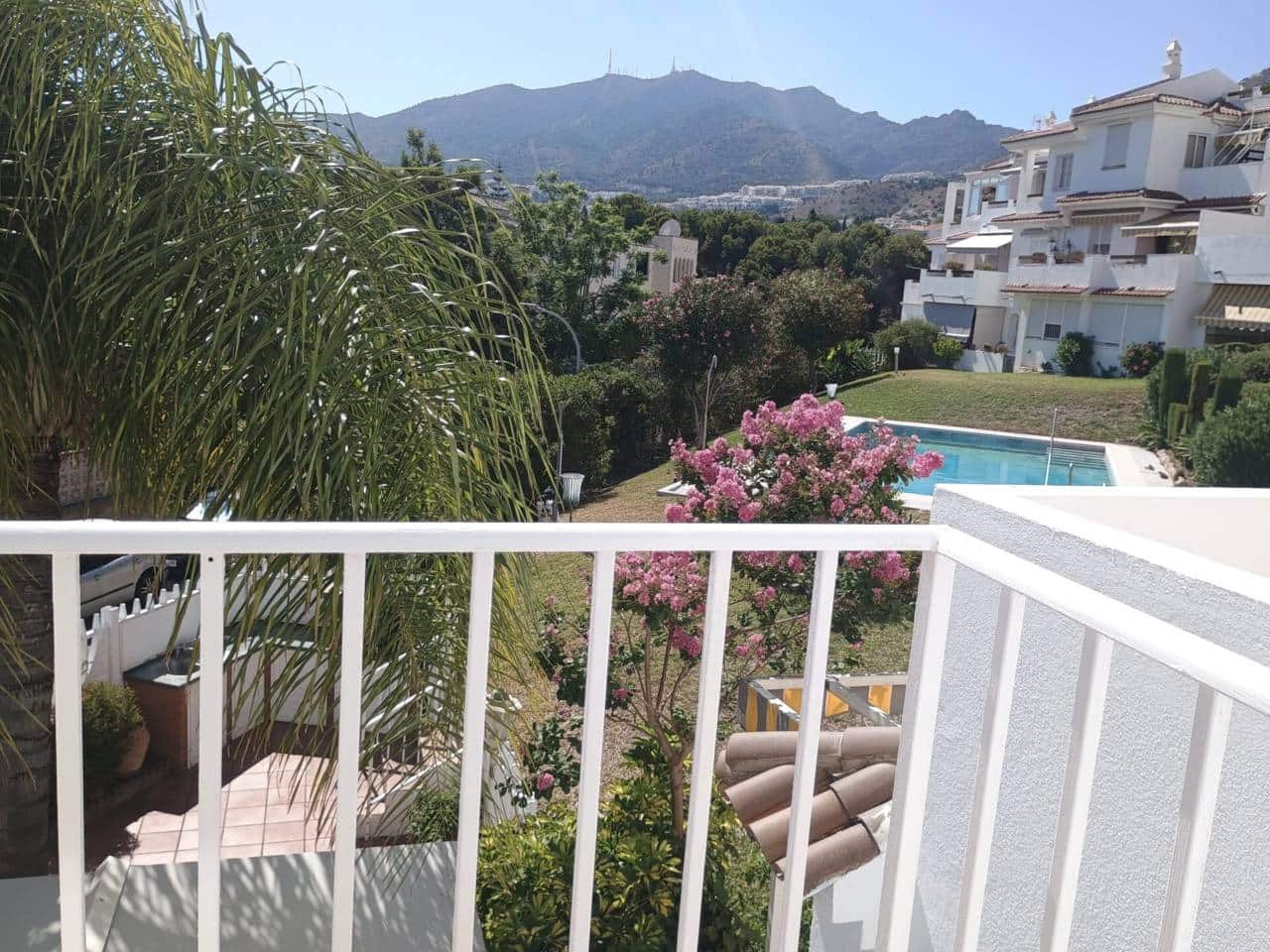 5 soveværelse Semi-Rækkehus til salg i Benalmadena med swimmingpool garage - € 635.000 (Ref: 9159234)