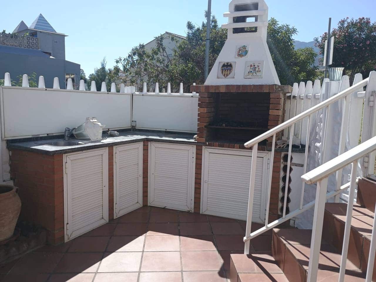 5 soveværelse Semi-Rækkehus til salg i Benalmadena med swimmingpool garage - € 635.000 (Ref: 9159234)