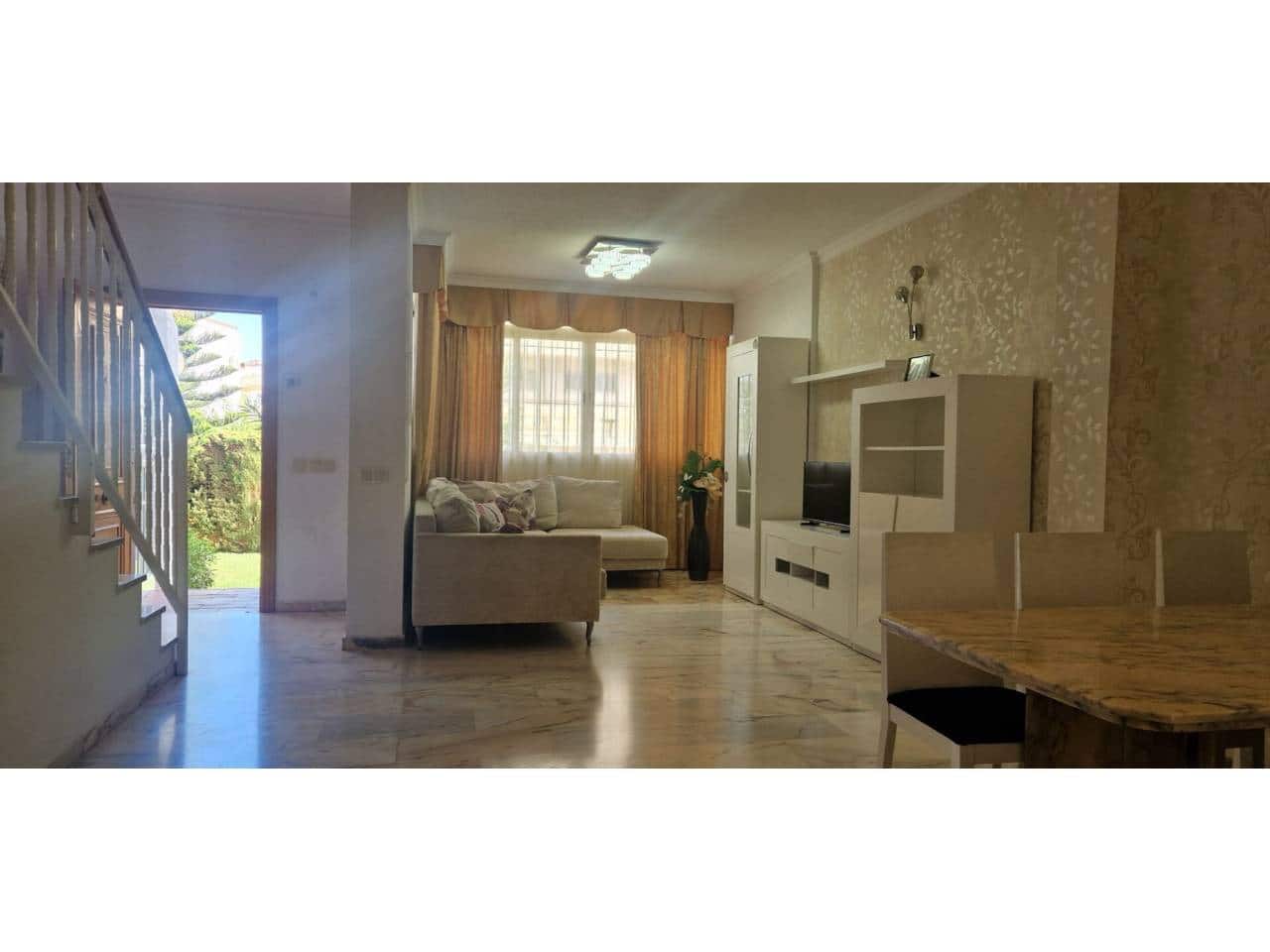 Apartamento de 3 habitaciones en Torremolinos en venta con piscina garaje - 375.000 € (Ref: 9303075)