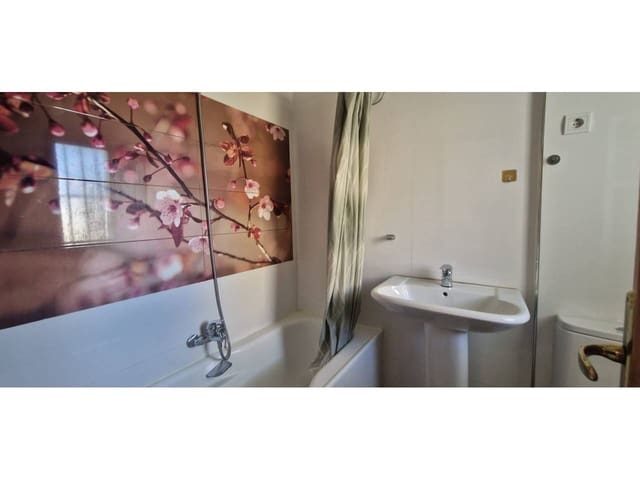 Apartamento de 3 habitaciones en Torremolinos en venta con piscina garaje - 375.000 € (Ref: 9303075)