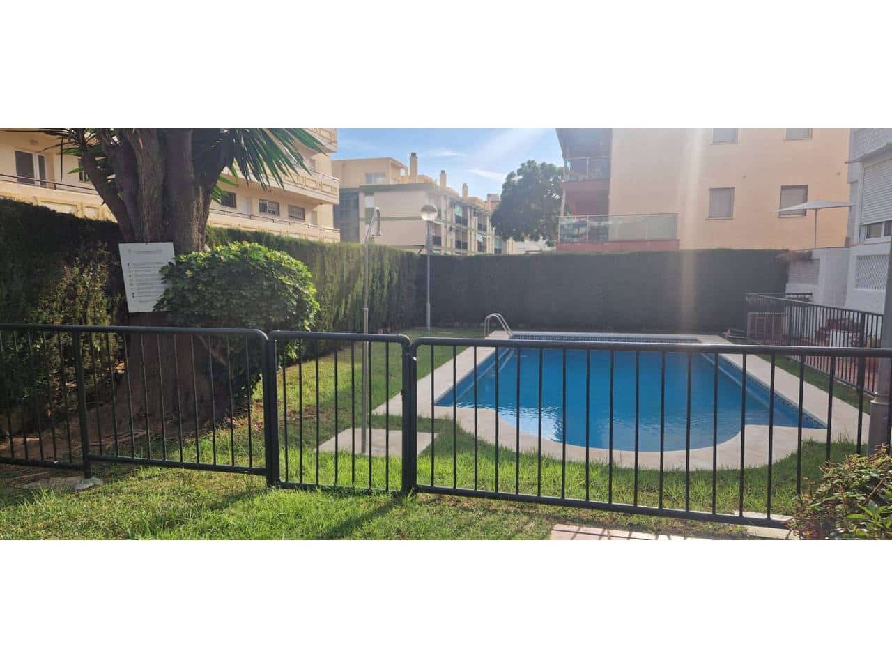Apartamento de 3 habitaciones en Torremolinos en venta con piscina garaje - 375.000 € (Ref: 9303075)