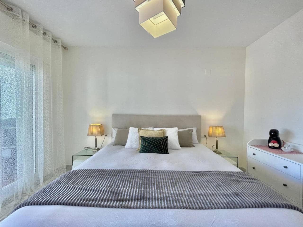 2 bedroom Apartment for sale in Benalmadena with pool garage - € 660,000 (Ref: 9303076)